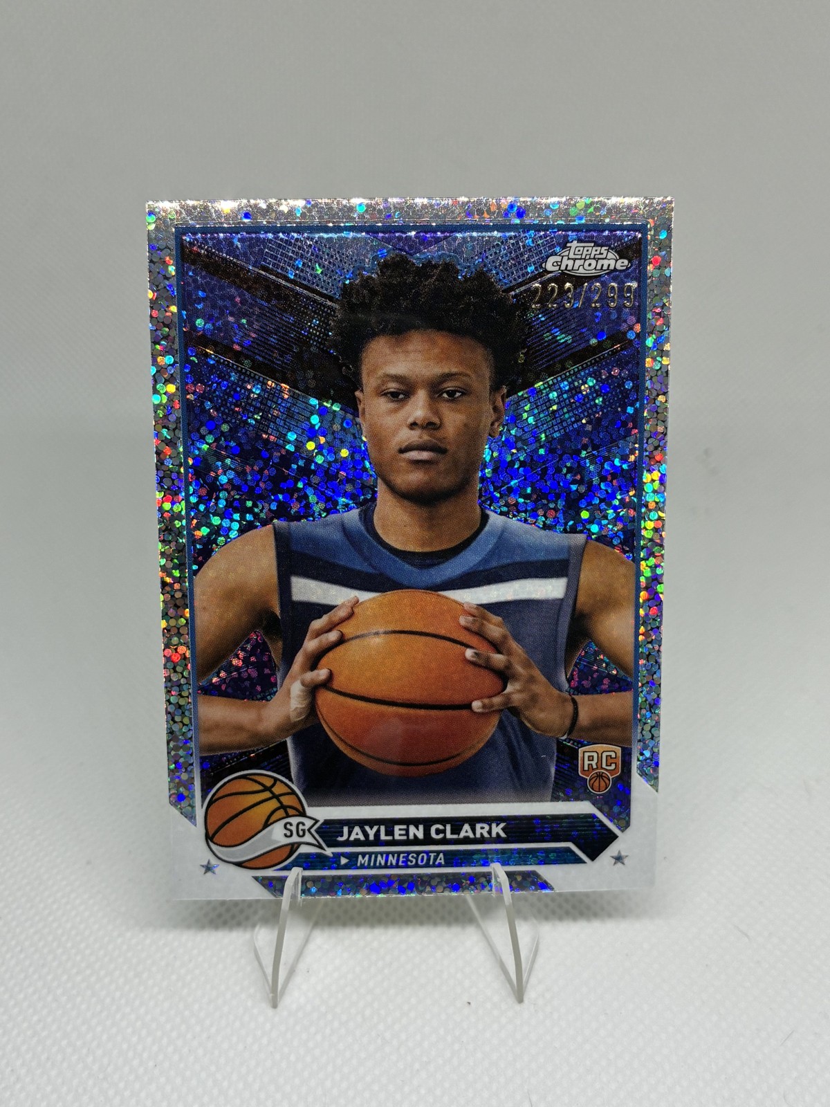 2023-24 Topps Chrome - Jaylen Clark #49 Speckle Refractor /299 (RC)