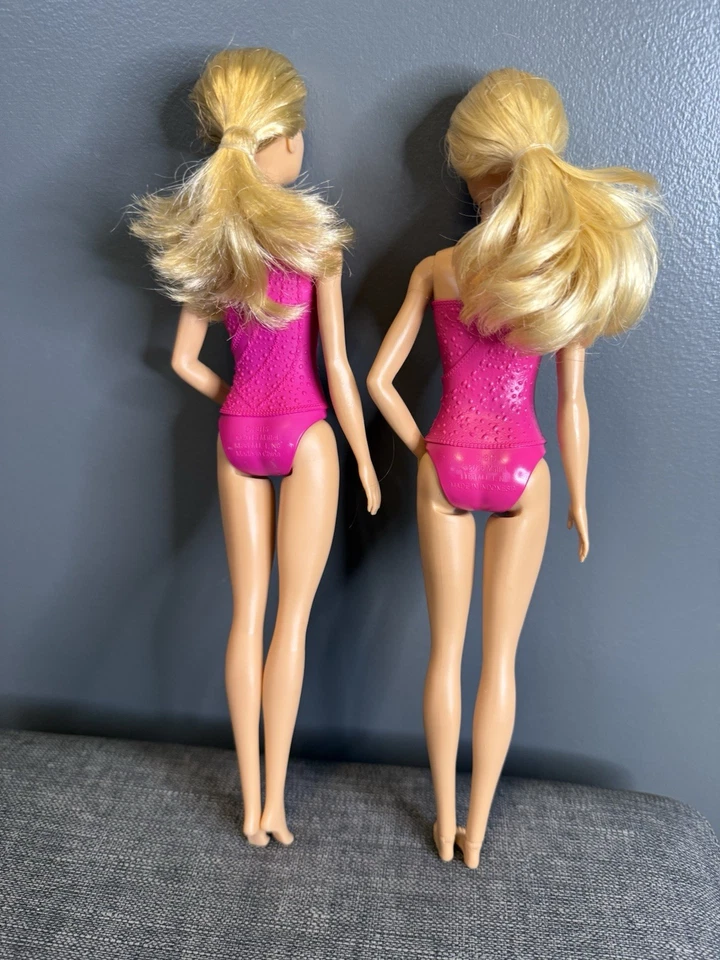 Barbie 2013 Carrera Barbie Patinadora sobre Hielo Lote de 2 Foto 3 de 4