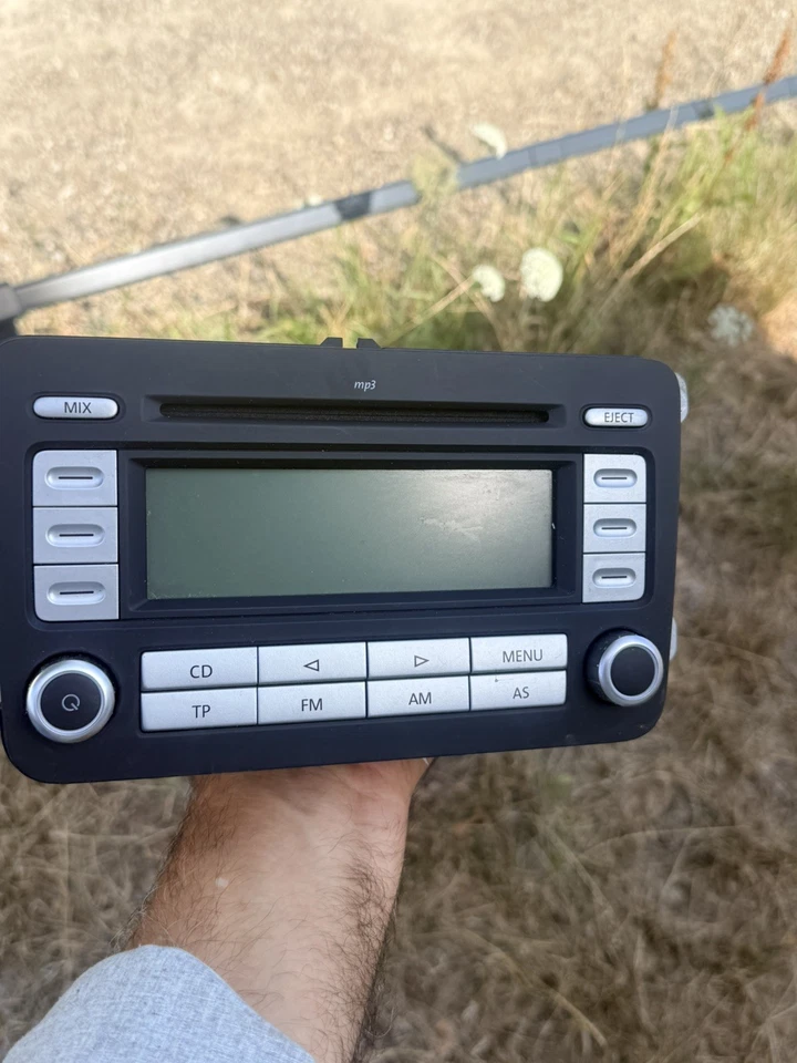 Volkswagen RCD 300 Radio/Lecteur CD (5M0035186) - Photo 1/3