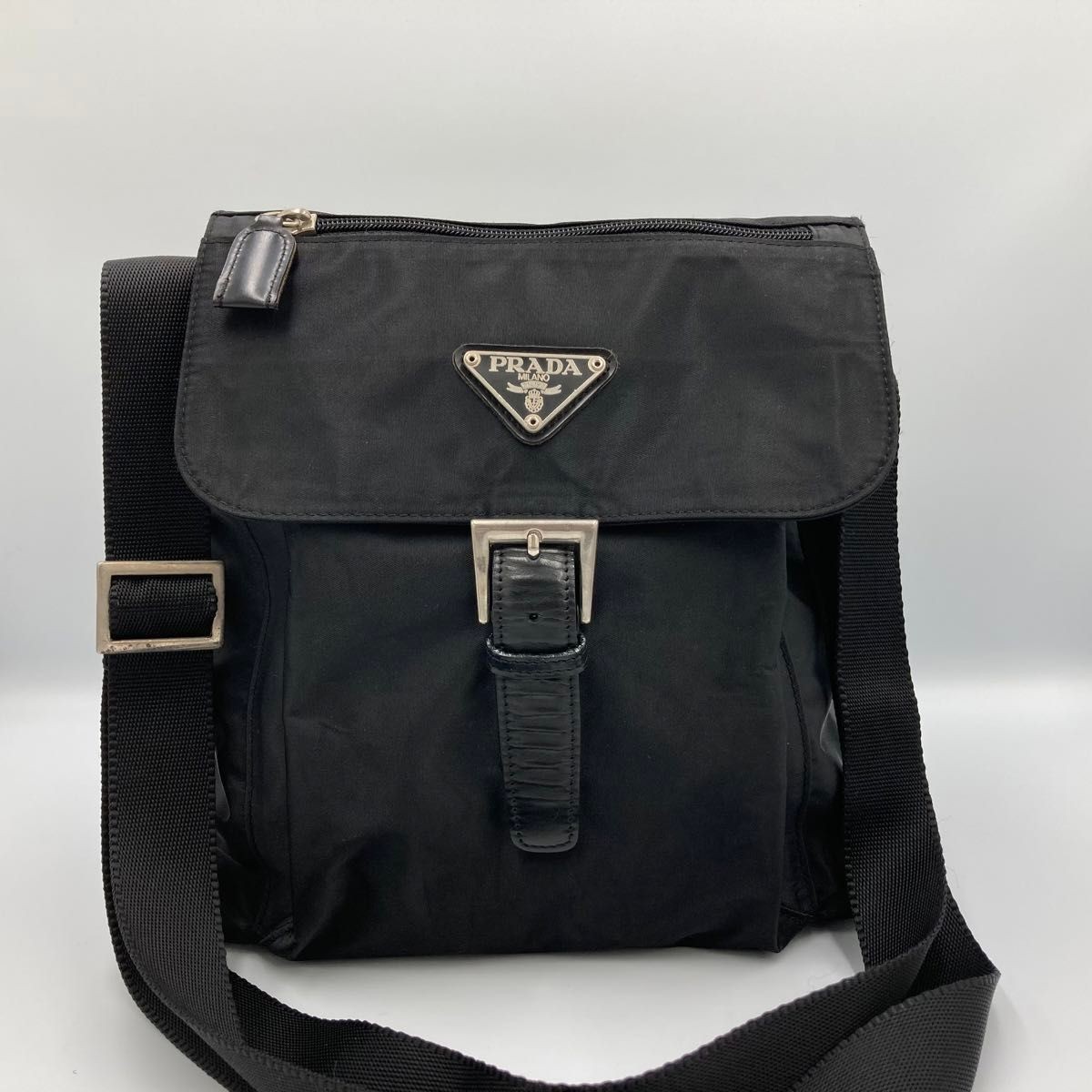 RARE PRADA Black Nylon Logo Shoulder Bag Tessuto