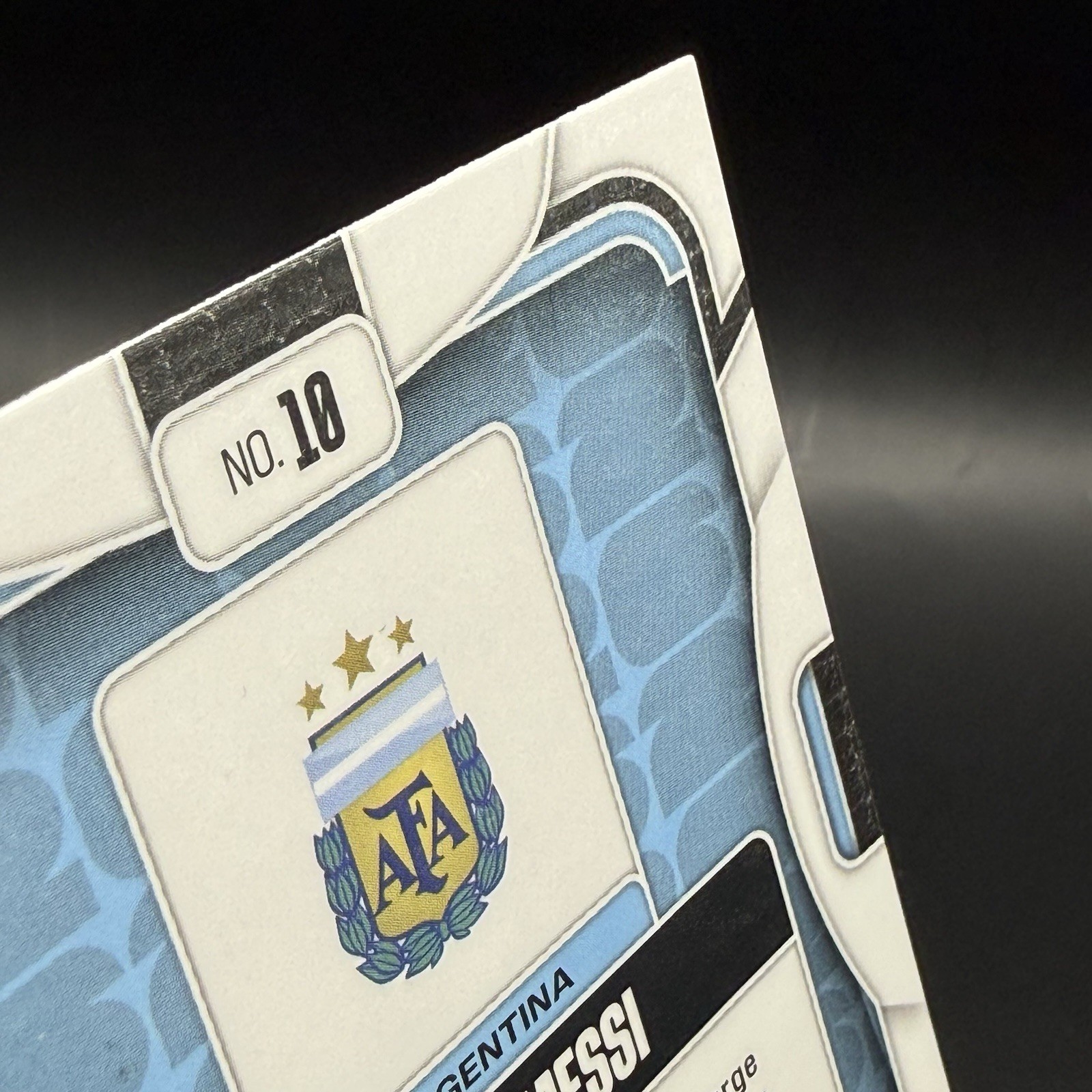 LIONEL MESSI 2026 Prizm FIFA World Cup #10 SILVER PRIZM Argentina view 3