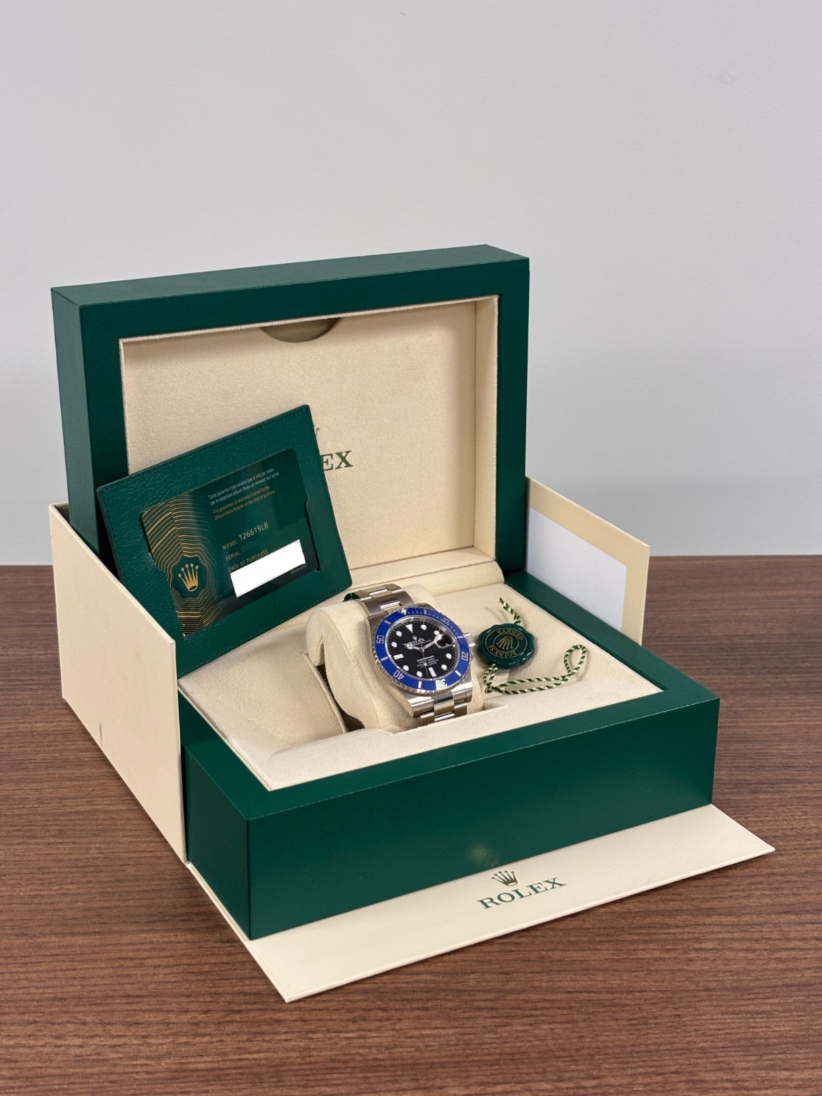 Rolex Submariner Cookie Monster 126619LB 2022 New unworn condition image 2