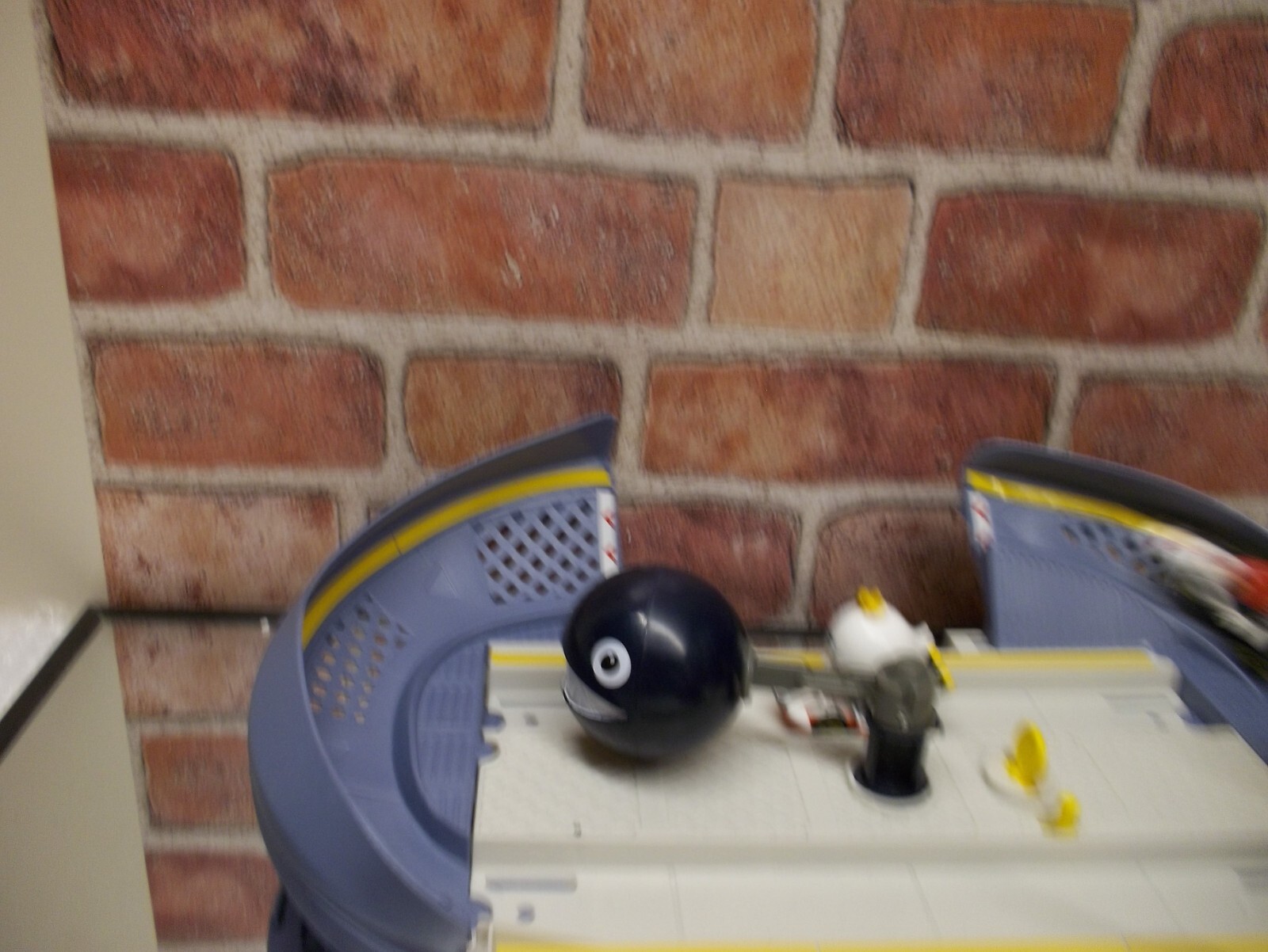 Picture 12 of 24