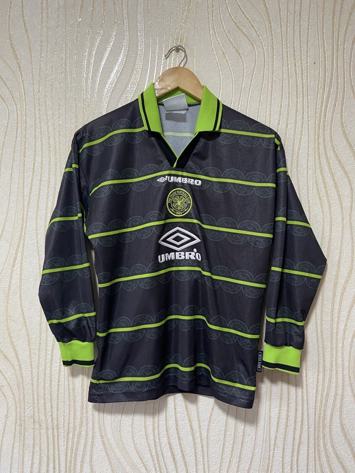 Celtic 1998-99 Away Kit