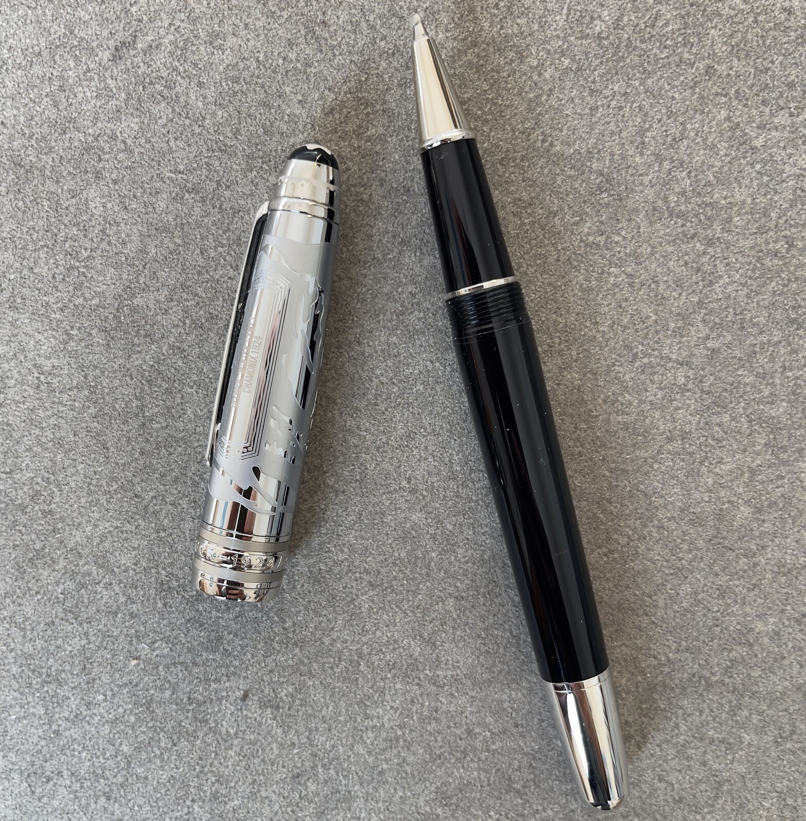 Deluxe Olympic Chamonix Series Black+Silver Color 0.7mm Rollerball Pen No Box