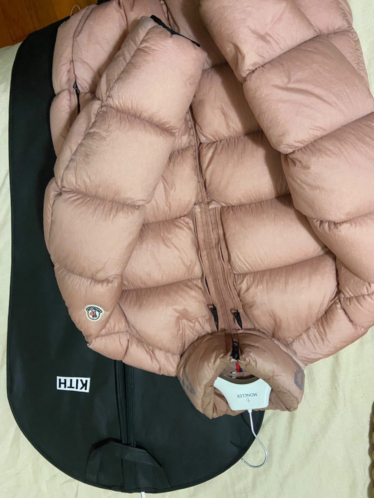 Giacca da uomo Moncler Cevenne taglia 6 tinta rosa