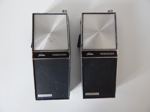 2 Vintage '60s Transceiver Walkie-Talkies TOSHIBA ZS-7000B Japan
