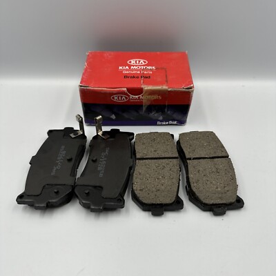 Genuine KIA Carens Mk1 Mk2 Shuma FB Brake Pads Set Rear 0K2FC2628Z