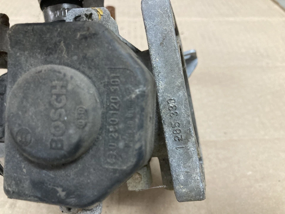 BMW 318i 325i E30 1984-1991 admisión de carrocería del acelerador 1285330 OEM #2691M Foto 3 de 4