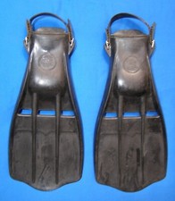 Pinne subacquee IST in gomma solida stile navy SCUBA taglia L pinna a razzo Jetfin Diver