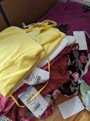 Whole sale ladies clothes lots retail price $250