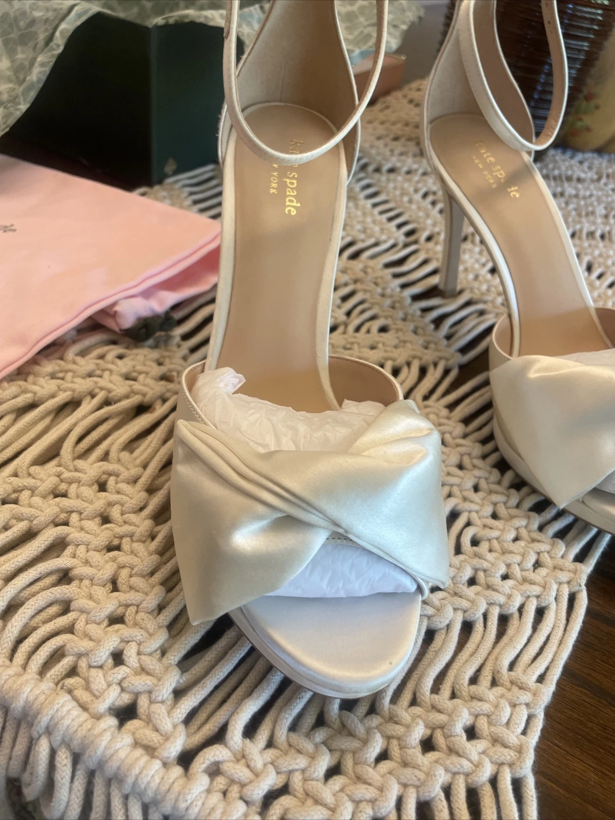 Sandali da sposa Kate Spade con fiocco nuovi taglia 9B made in Vietnam ??