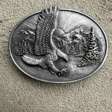 Vintage Siskiyou 1982 Solid Silvertone Pewter Flying American Eagle Belt Buckle