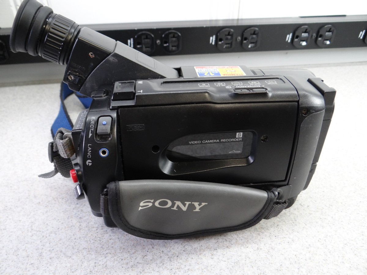 Sony Handycam Vision CCD-TRV15 Video8 XR Camcorder 16x/64x 2.5