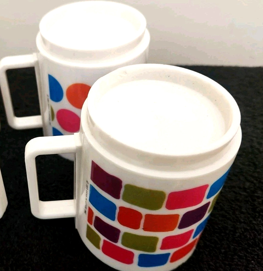 2 DEKA 1969 Vintage Set of Mugs Cups Camping Picnic Multi Color Plastic Unused