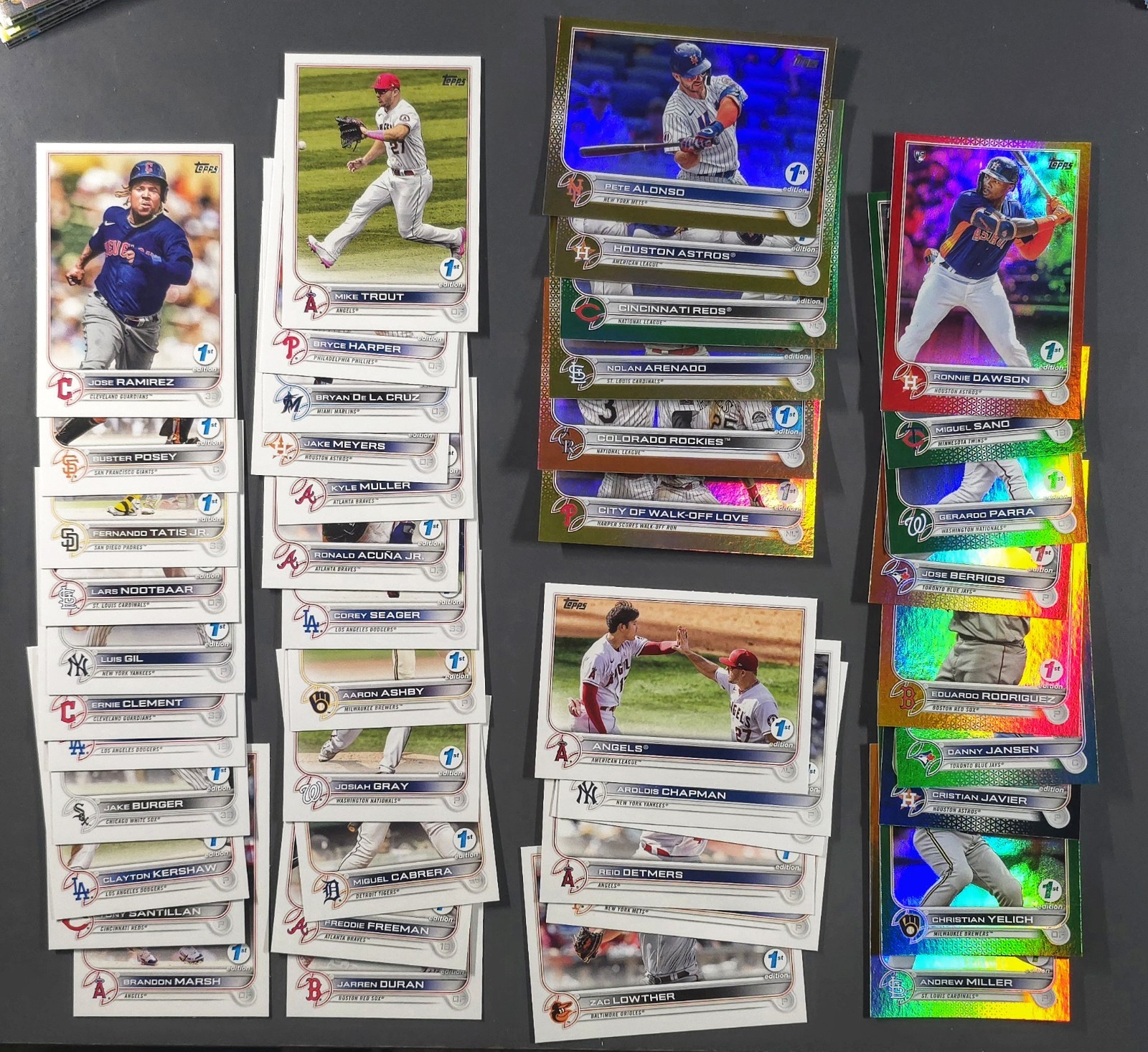 Huge BASEBALL Lot - Over 650 Cards - Rookies, Auto, Numbered, Short Print, RC view 5