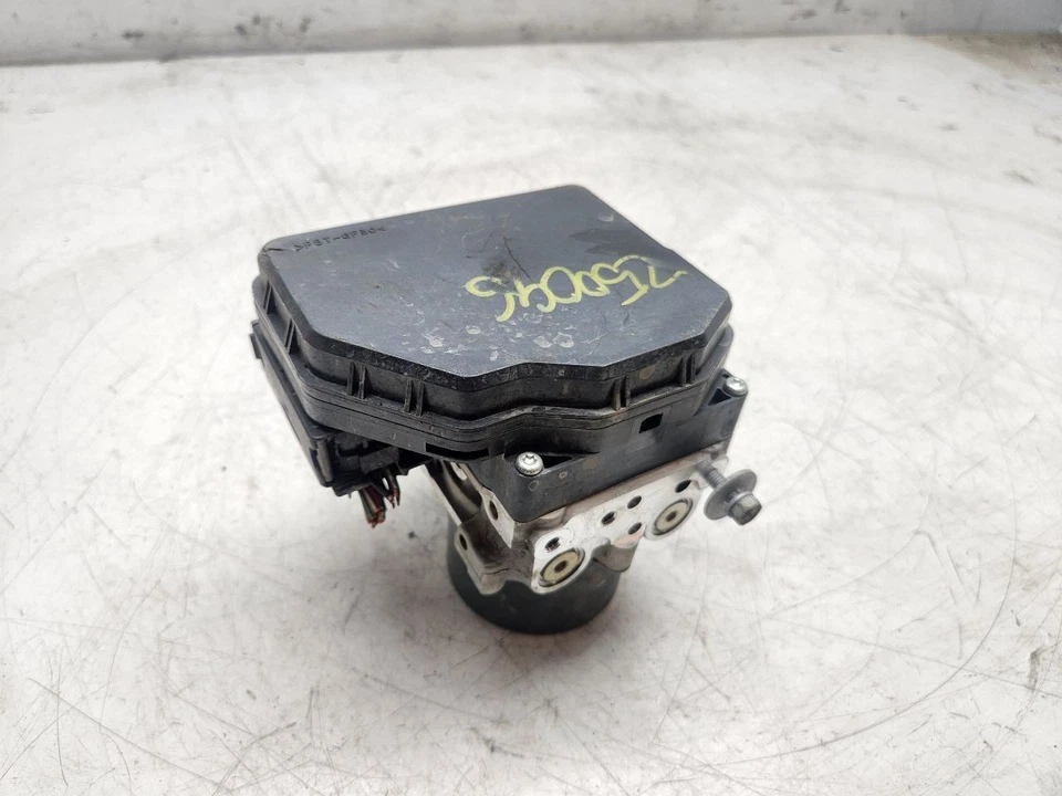 Nissan Pathfinder 2015 ABS conjunto de bomba de freno antibloqueo tracción delantera 6CYL FABRICANTE DE EQUIPOS ORIGINALES 47660-9PE0A Foto 4 de 4