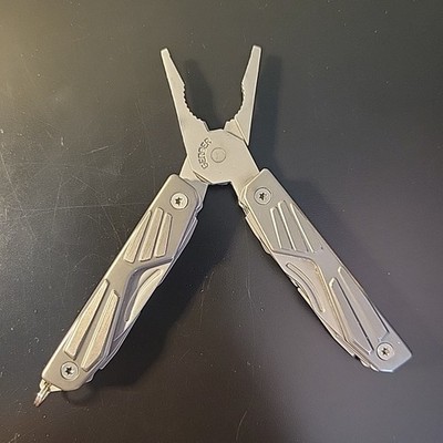 Gerber Bear Grylls BG Compact Gray Mini Suspension Multitool 2.5 Inch Plyers Wow