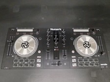 Numark Mixtrack Pro 3 DJ Controller Serato US...