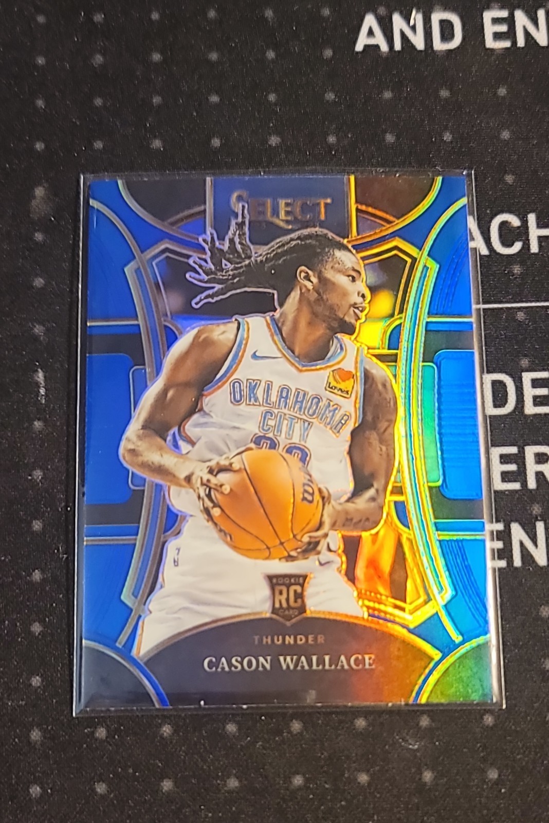 2023-24 Panini Select - Mezzanine Level Cason Wallace #321 Blue Prizm (RC)