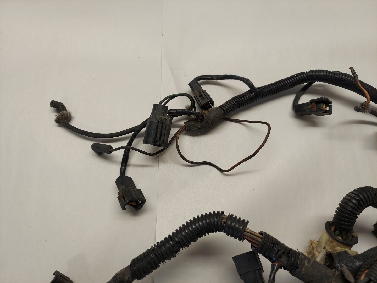 198693 Mustang Fuel Injector Wiring Harness 5.0L 302 V8 Foxbody OEM eBay