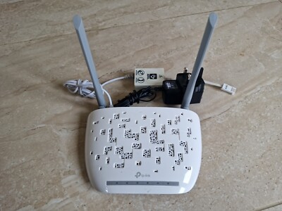 TP-Link TD-W9970 300Mbps Wireless Modem Router - Weiß