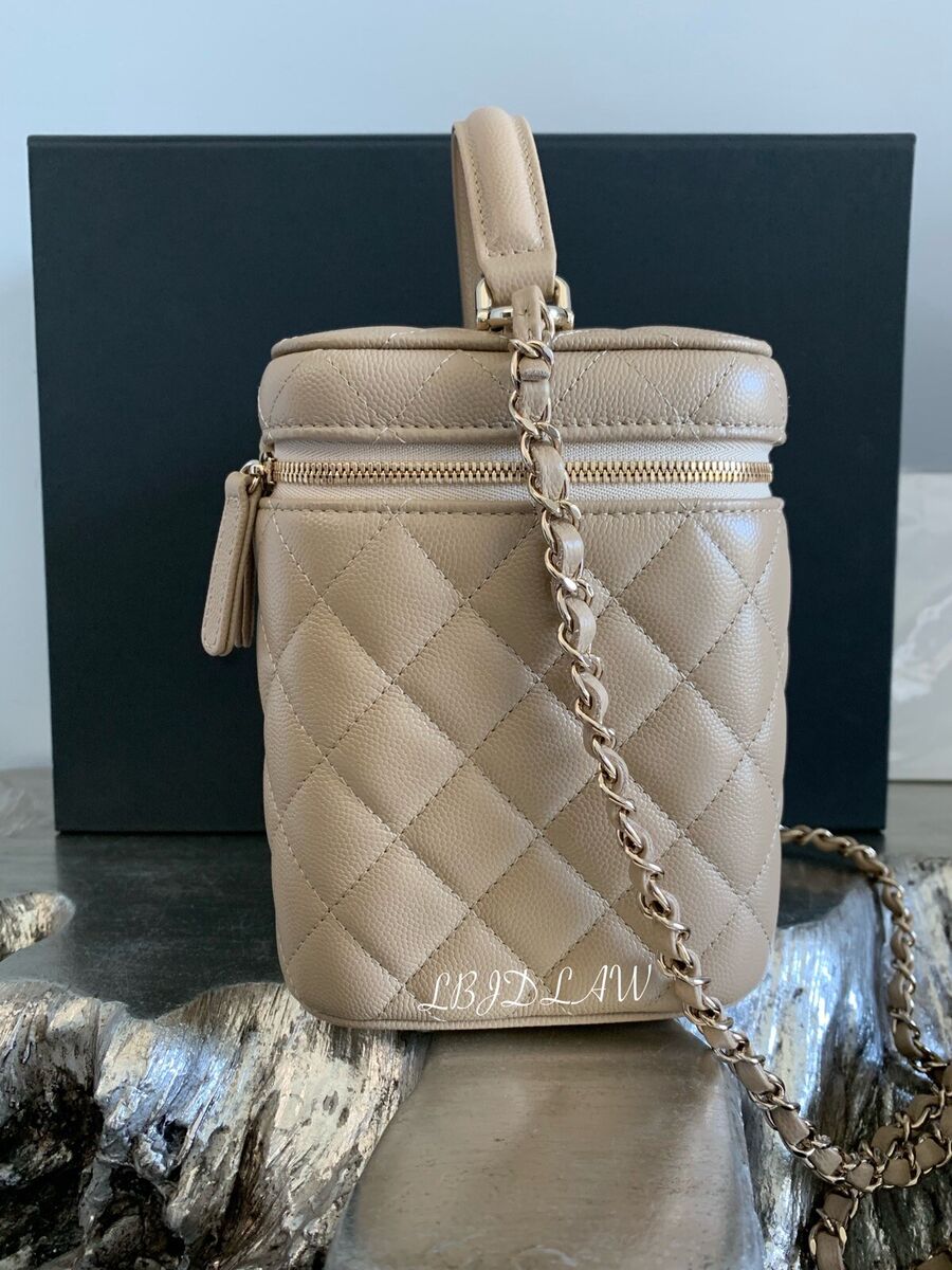 CHANEL Medium Box Bag Vanity Train Case 21A Dark Beige CHANEL Medium Box Bag Vanity Train Case 21A Dark Beige