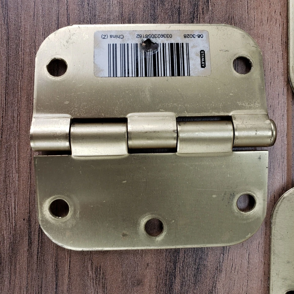 Stanley Steel Door Hinges (22) 3.5 x 3.5, Brass Finish And Screw's Salvaged - Image 2 of 4
