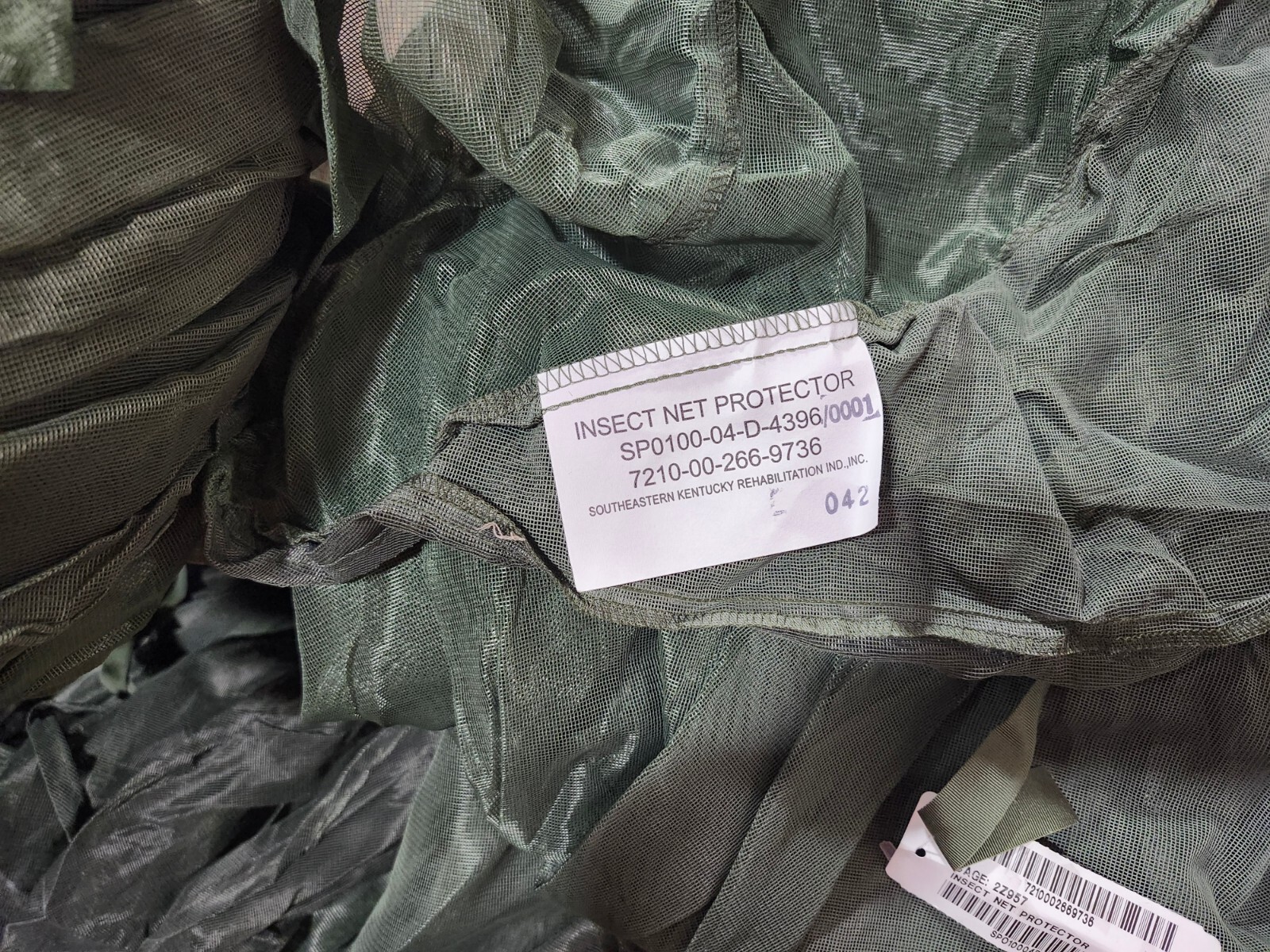 MOSQUITO NET, ARMY INSECT PROTECTOR NSN 7210-00-266-9736, COT BAR ...