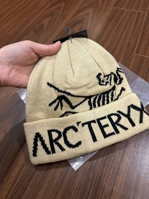 ARC'TERYX FERNIE TOQUE ベージュ NWT Arc'teryx Bird Toque Beanie – Beige Void Wool Winter Ski Hat
