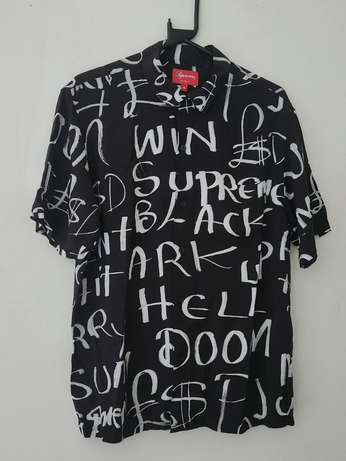 FW20 Supreme Schwarz Arc Viskose S / S SHIRT Größe M Kunstwerk Von Scratch Perry