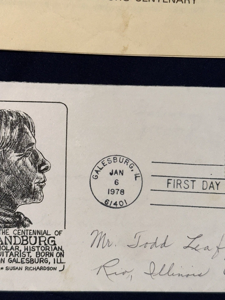 Sello Carl Sandburg primer día de emisión más visita de Burl Ives a Galesburg, IL Foto 2 de 4