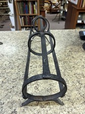 18th CENTURY AMERICAN WROUGHT IRON TAVERN PIPE KILN/HOLDER. RARE! 19x5" Roughly.