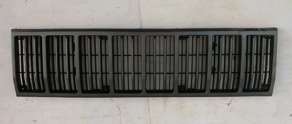 Jeep Cherokee Comanche Grille 1988-1990 55013146 nuevo Foto 2 de 3