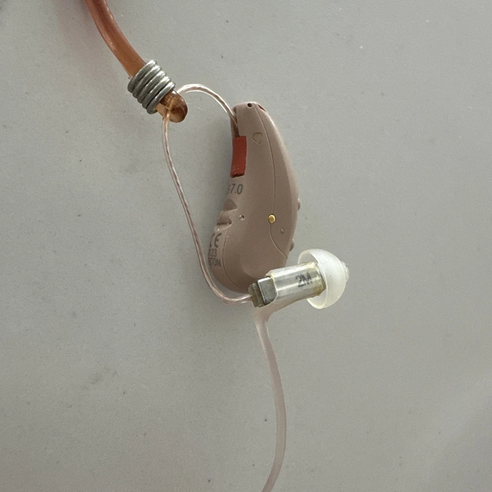 Kirkland Signature KS 7.0 Premium Digital Hearing Aids, Left & Right w Batteries - Image 4 of 4