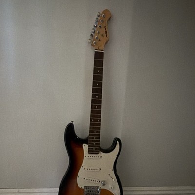 Aria STG-Series Electric Guitar Sunburst Solid Wood Body 6-String Right-Hand