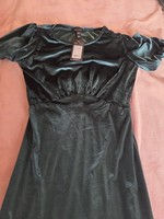 Brand New Velvet Midi Dress. Size 10.