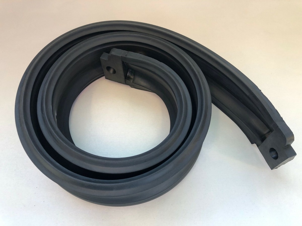 87-95 Jeep Wrangler YJ cowl seal to windshield frame rubber gasket