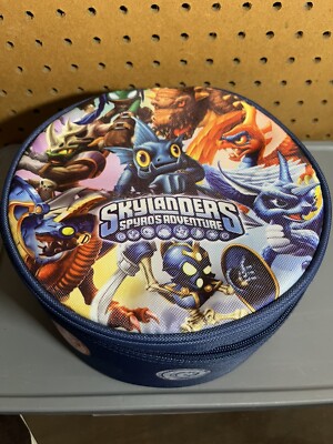 Skylanders Sparrows Adventure Action Figure Toys Lot Of 17 With Carrying Bag