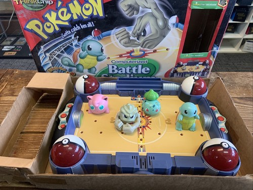 2000 Hasbro Pokemon Think Chip Battle Stadium with 4 Pokémon Pls Read* - Picture 5 of 5