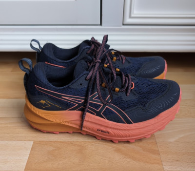ASICS Trail-Schuh Trabuco Max FF Blast - Gr. 41,5 - 26cm - midnight/papaya