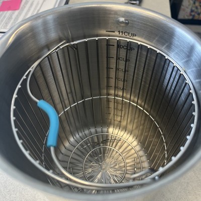 Kuhn Rikon 11 Cup Pot With Basket  Straining Lid & Pour Spout  18/10