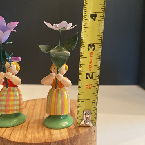 2 Vtg Erzgebirge Wooden Child Girls w/Flower Figurine Hand Painted Germany - Picture 6 of 16