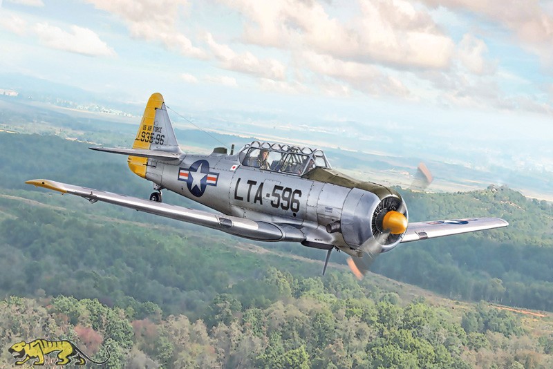 Italeri 92652 T-6G Texan - 1:48