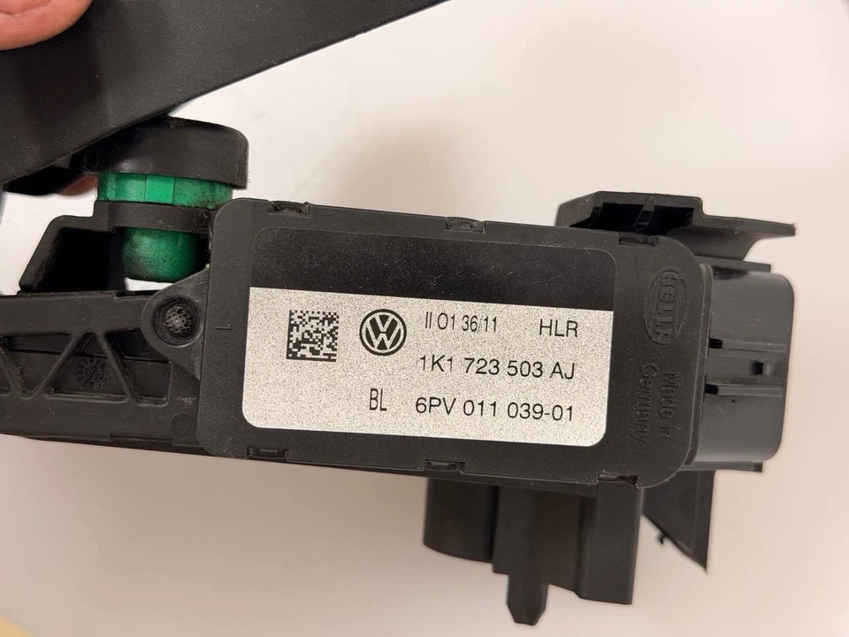 Auto Trans Accelerator Pedal Module For Volkswagen CC OEM  2016 - Image 3 of 4