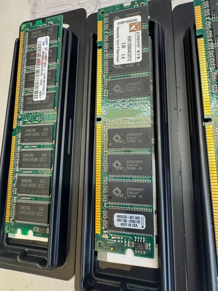 Vintage RAM Lot – 2× Kingston PC133 SDRAM + 1× Samsung DDR1 PC3200 512MB - Image 4 of 4