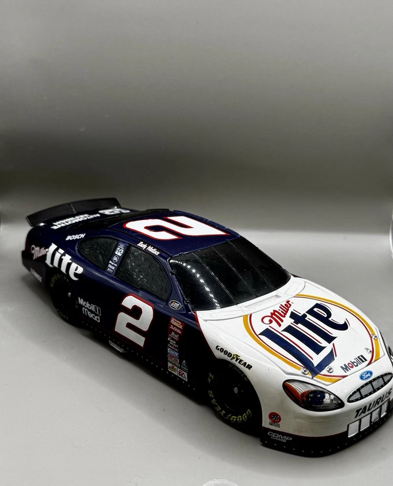Rusty Wallace #2 Miller Lite 2000 1/24 Diecast NASCAR *NO BOX* - Image 3 of 4