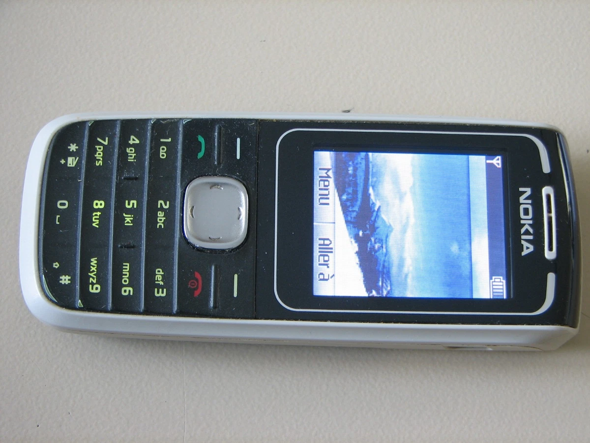 Téléphone portable NOKIA C3-00 Rose - Quadri bandes - Wi-Fi - Bluetooth