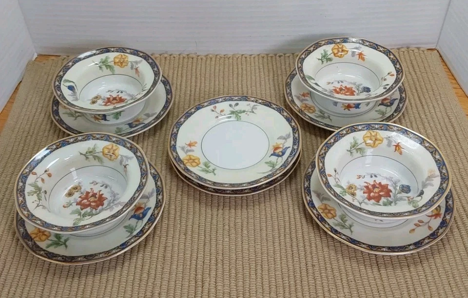 Haviland Limoges “CLUNY” 6 Mini Saucers and 4 Bowls - France - Image 1 of 4