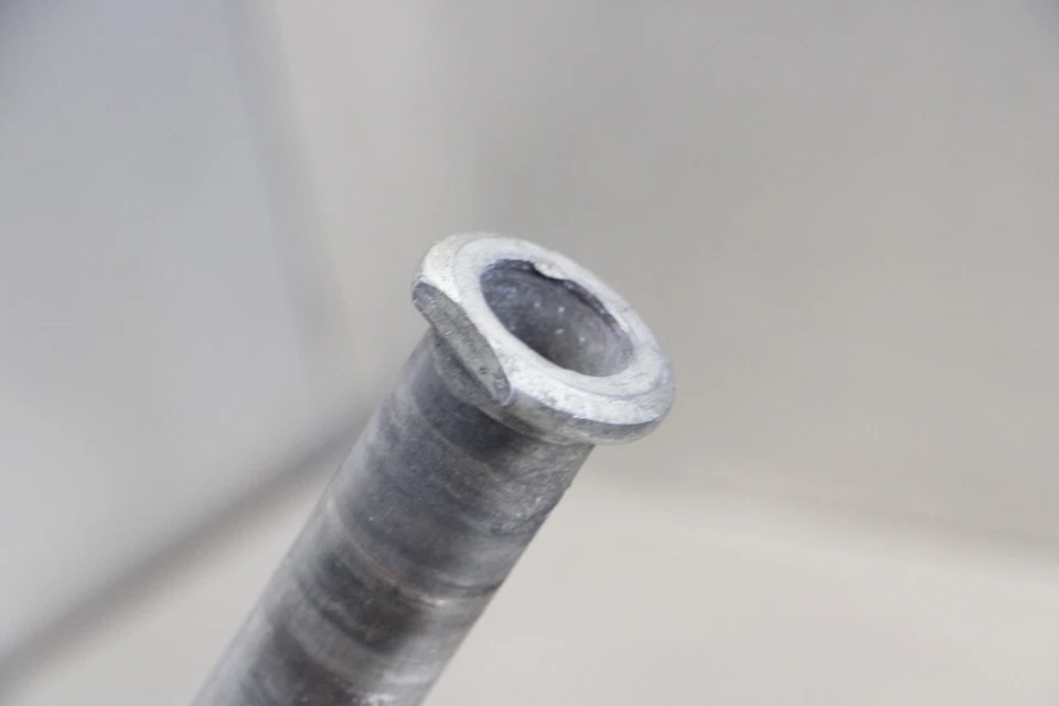 04-09 YAMAHA FZ6 REAR AXLE BACK WHEEL RIM PIVOT BOLT AXEL 5SL-25381-10-00 Foto 4 de 4